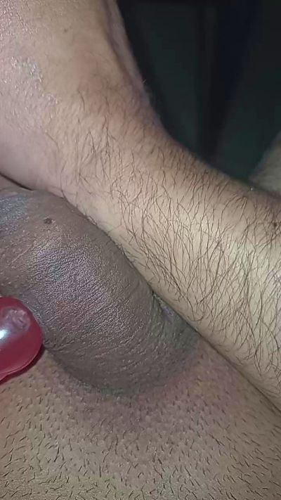 Alexxxis0 live from Argentina
