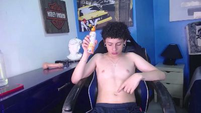 Axel_rousex live from United States