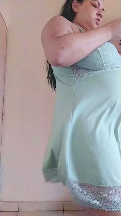 BrunaV98 live from Brazil