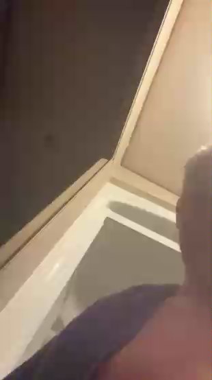 Caffy00 live from United Kingdom