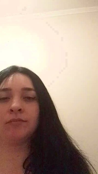 Chilenita89 live from Chile