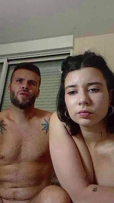 CoupleChaud18 live from France