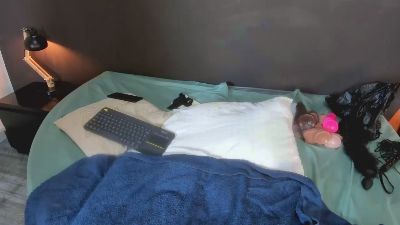Dakota_monroe live from Colombia