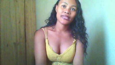 Dillianah2625 live from France