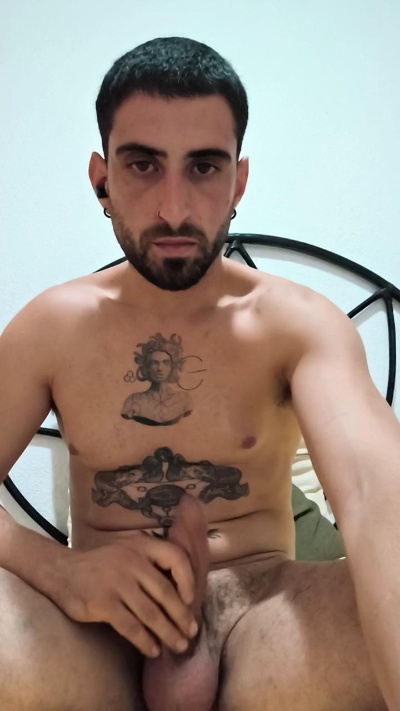 Givemesss live from Spain