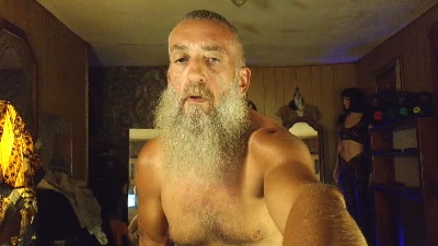 Grandpa_K live from United States