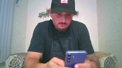 Itsvcumwithme live from United States