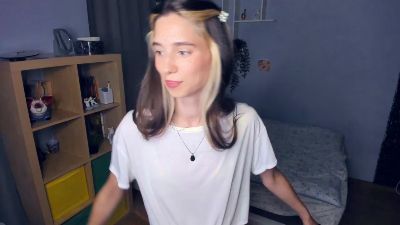 JayneFurness live from United Kingdom