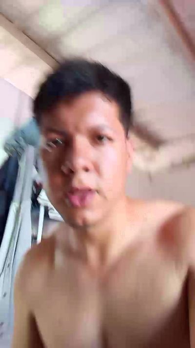 Juankafelipel live from Colombia