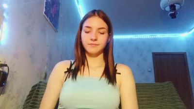 KristalGrochow live from France