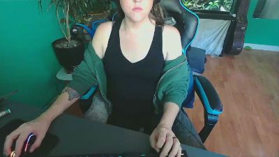 KushandKink live from Canada