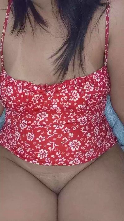 Lailamello live from Brazil