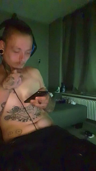 Letsplay4life live from Netherlands