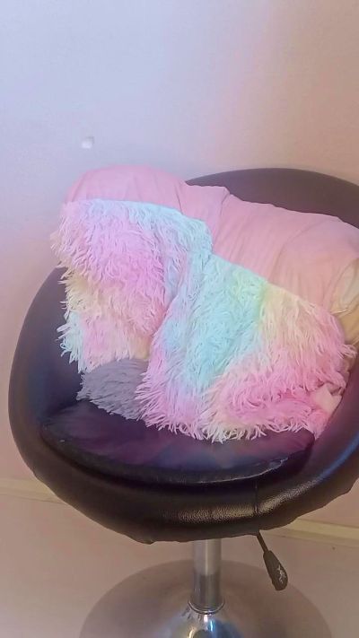 Lola_Pastel20 live from Netherlands