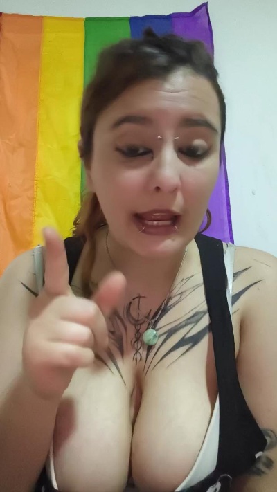 Maggie_d0ll live from Argentina