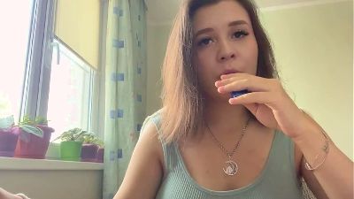 MarchelleKnier live from France