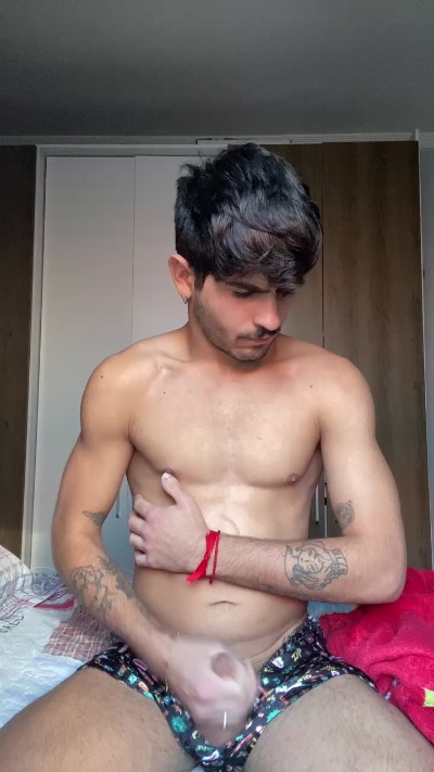Mauriciobueno20 live from Brazil