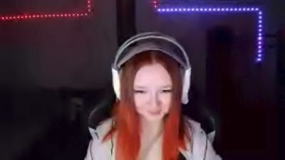 MozellaKlyn live from Netherlands