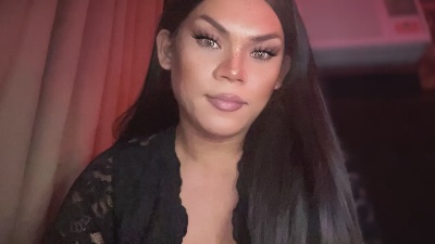 Onegreatdevine live from United States