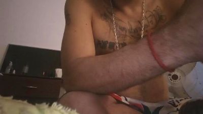 Pabloxxx82 live from Argentina
