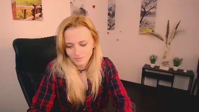 PeppyMia live from Poland