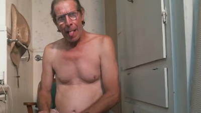 PeterectOmatic live from United States