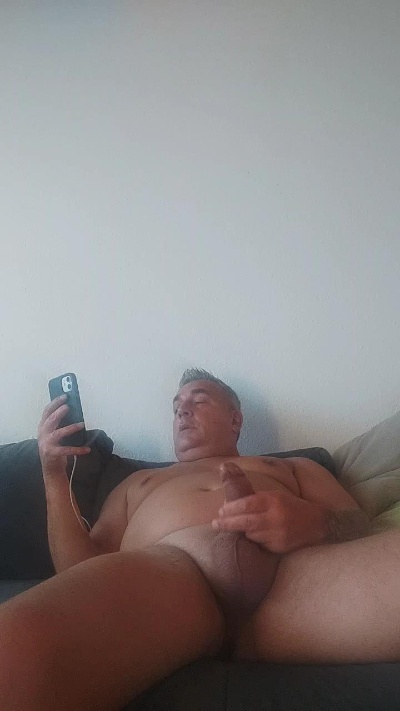 Porn68542 live from Germany