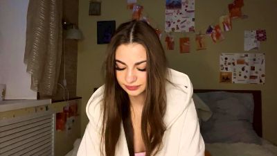 SilviaWyze live from United States