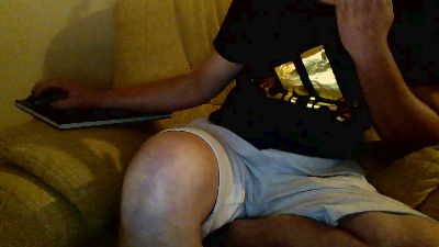 Sir_Skinny live from United Kingdom