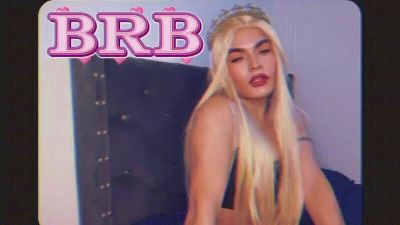 Skylar_Stella live from Colombia