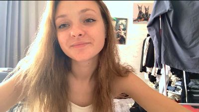SuziFairbanks live from France