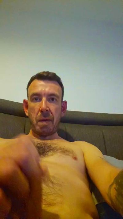 Vikingwarrior84 live from United Kingdom