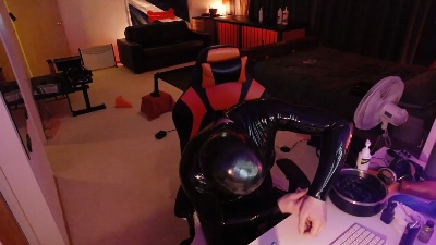 cheeky_scot live from New Zealand