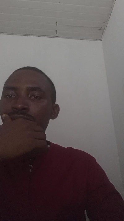 dickishottxfan live from Nigeria