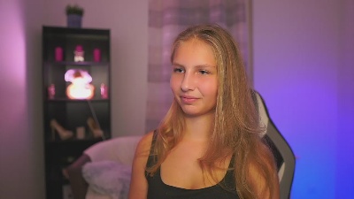 emmie_murray live from Czechia