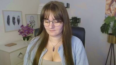 julie_sensual live from Germany