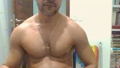 kdutelles007 live from Brazil