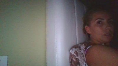 lovesiara1 live from Germany