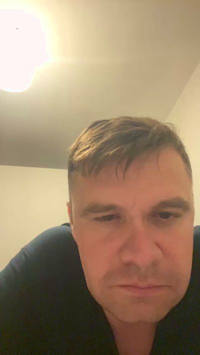 moiselle89 live from Romania