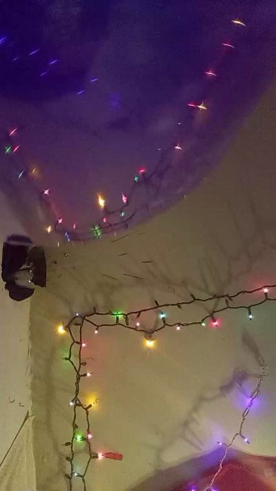mund27_hot live from United States
