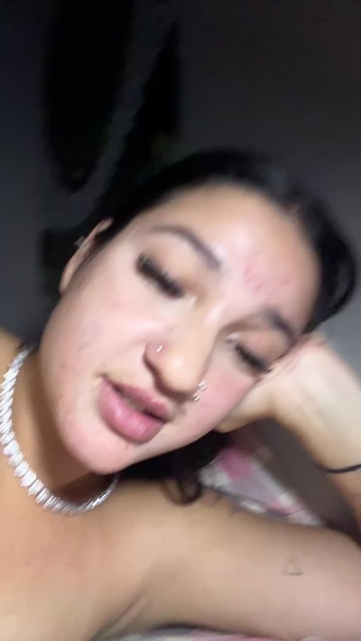 pvdgiulia live from Brazil