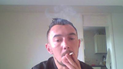 robert9995 live from United Kingdom