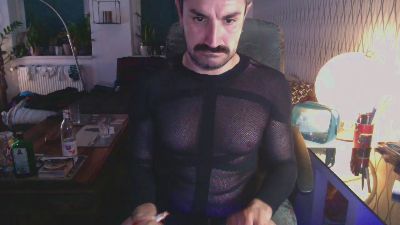 tom0819 live from Germany