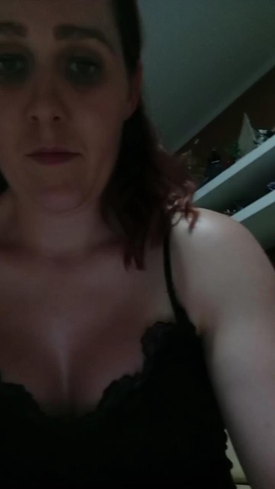 vanicardui live from Germany